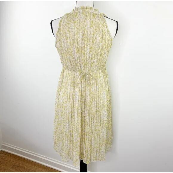 Anthropologie See U Soon Yellow floral pleated lined dress Size Medium *f6 - Picture 3 of 5